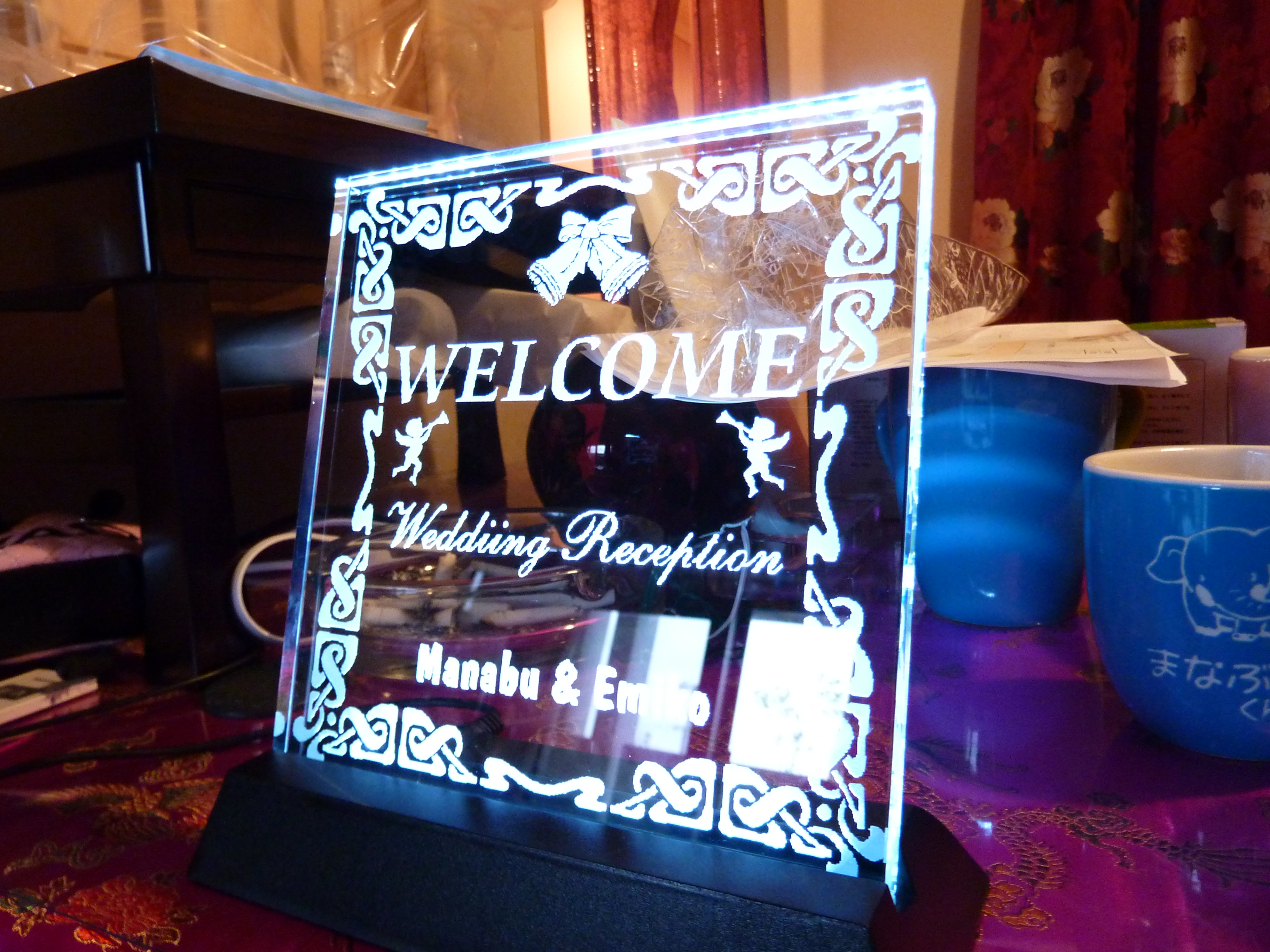 ガラス彫刻・オリジナルグラス・名入れプレゼントのハッピーウイング